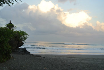 Pig Stone Surfspot in Bali - Indonesia