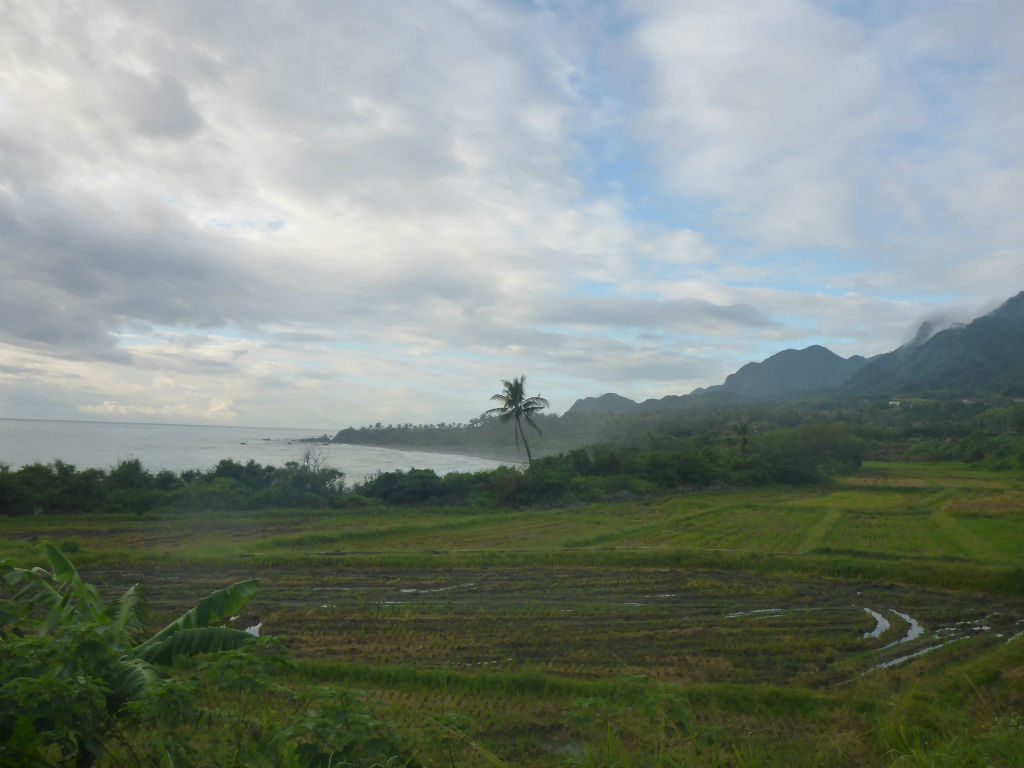 Looking for surfspots near dulan