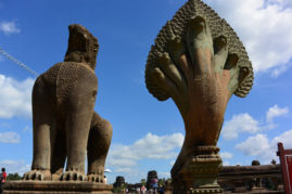 Naga -Snake @ Angkor Wat Cambodia Layback Travel
