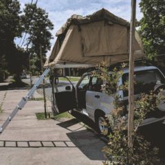 Car rooftop tent Suzi Santiago - Layback Travel